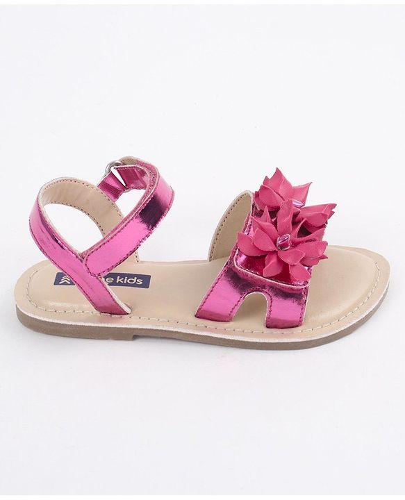 Pine Kids Party Wear Sandals Floral Detail - Pink