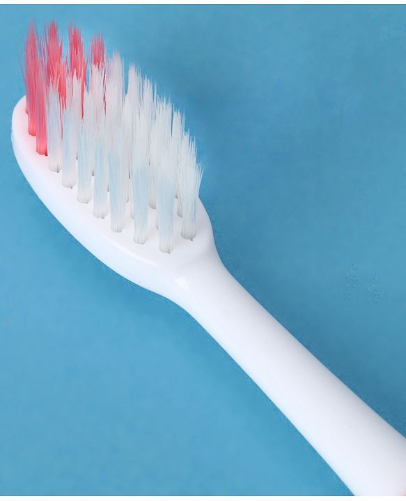 Babyhug Ultra Soft Bristles Giraffe Design Toothbrush - Red