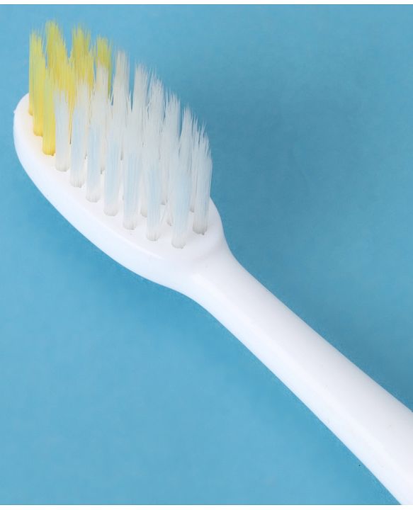 Babyhug Ultra Soft Bristles Giraffe Design Toothbrush - Orange