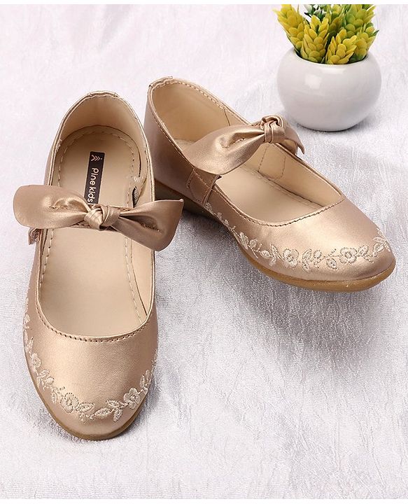 Pine Kids Party Wear Belly Shoes Bow Applique - Sky Blue