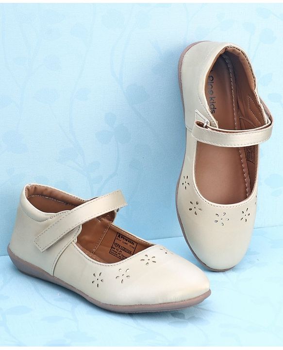 Pine Kids Party Wear Belly Shoes Floral Appliques - Cream