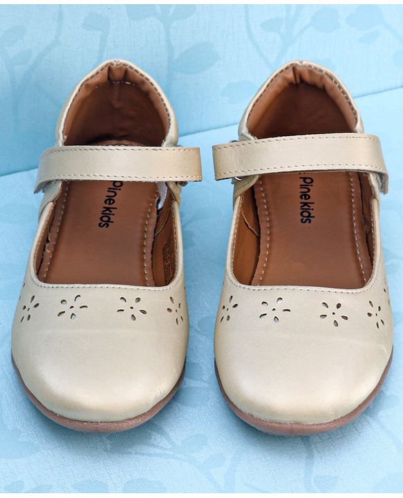 Pine Kids Party Wear Belly Shoes Floral Appliques - Cream