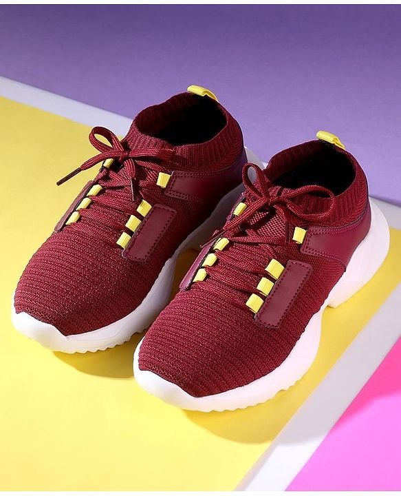 Pine Kids Sports Shoes - Maroon