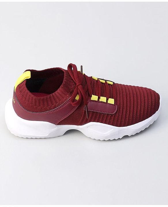 Pine Kids Sports Shoes - Maroon