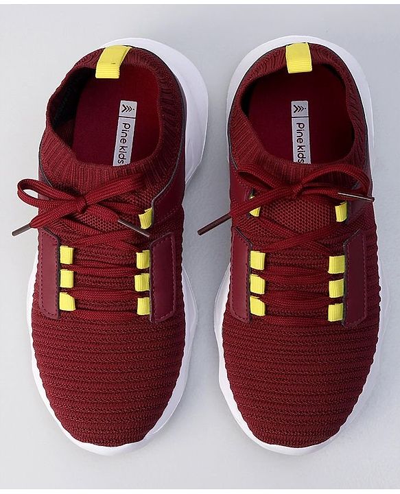 Pine Kids Sports Shoes - Maroon