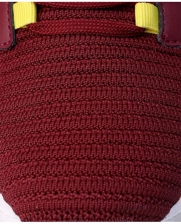 Pine Kids Sports Shoes - Maroon