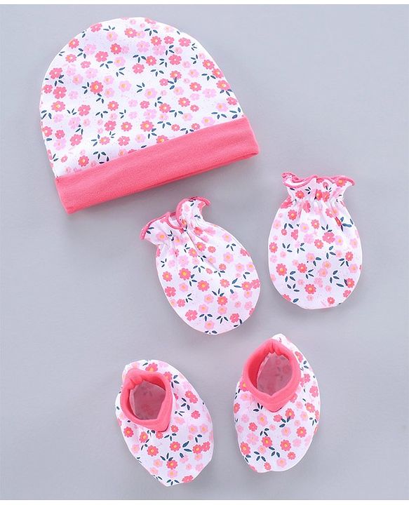 Babyhug Printed Cap With Booties & Mittens Pink - Diameter 11 cm