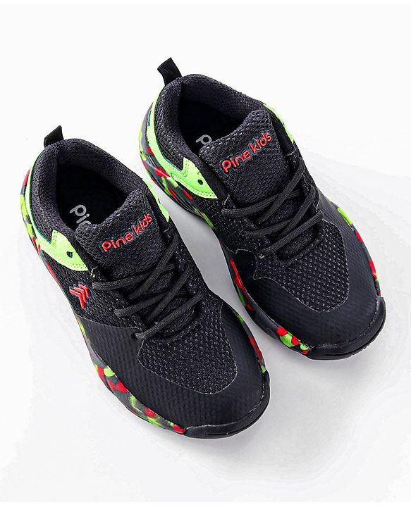 Pine Kids Sports Shoes - Black Green