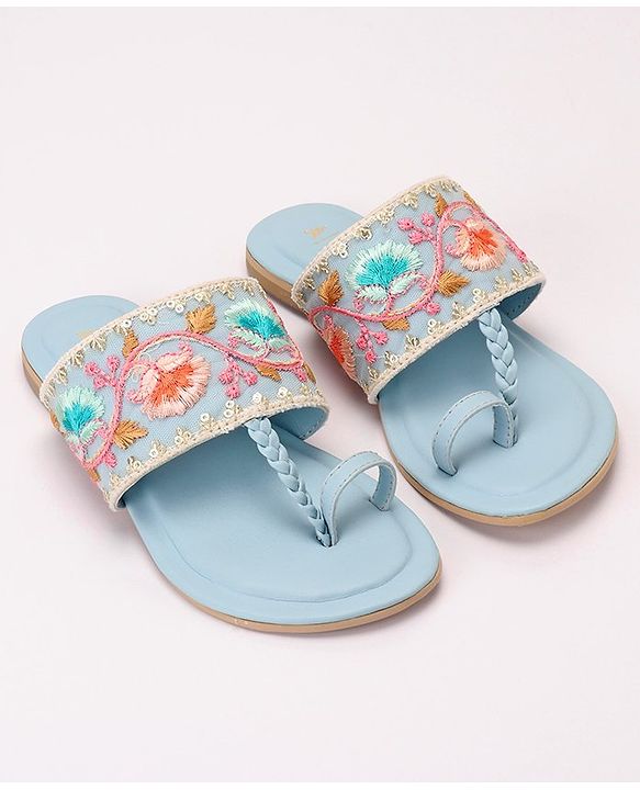 Pine Kids Ethnic Wear Chappal Floral Embroidery  - Pink