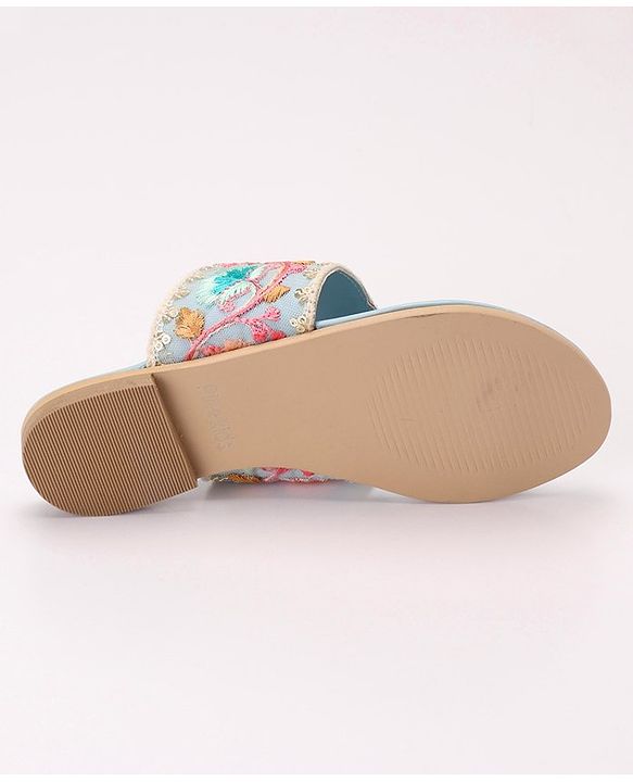 Pine Kids Ethnic Wear Chappal Floral Embroidery  - Pink