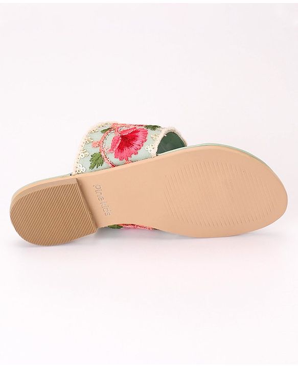 Pine Kids Ethnic Wear Chappal Floral Embroidery  - Light Green