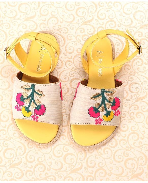 Pine Kids Ethnic Wear Sandals Floral Embroidery - Yellow