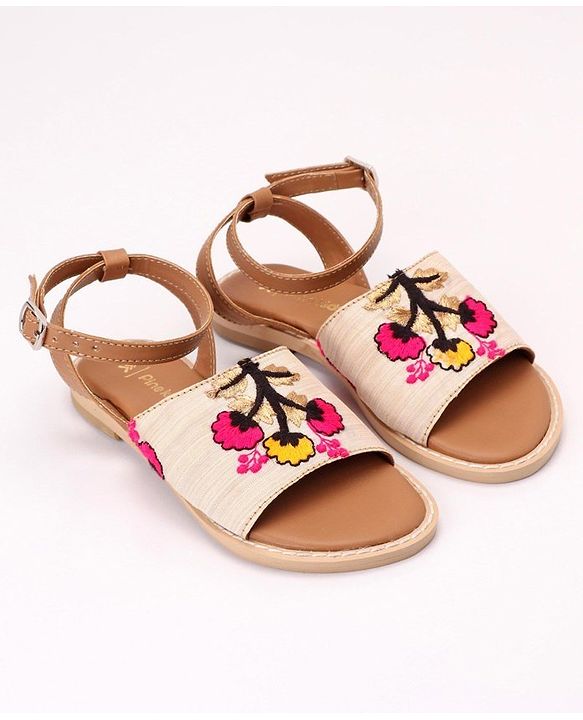 Pine Kids Ethnic Wear Sandals Floral Embroidery - Red