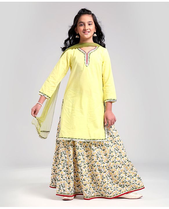 Pine Kids Full Sleeve Solid Kurta with Printed Ghagra Dupatta And Mask - Yellow