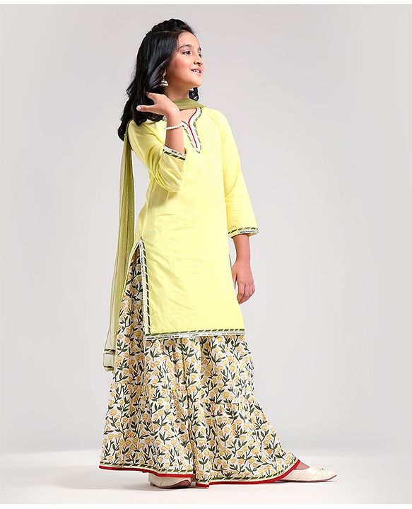 Pine Kids Full Sleeve Solid Kurta with Printed Ghagra Dupatta And Mask - Yellow