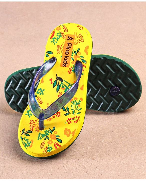 Pine Kids Flip Flops Floral Print - Yellow