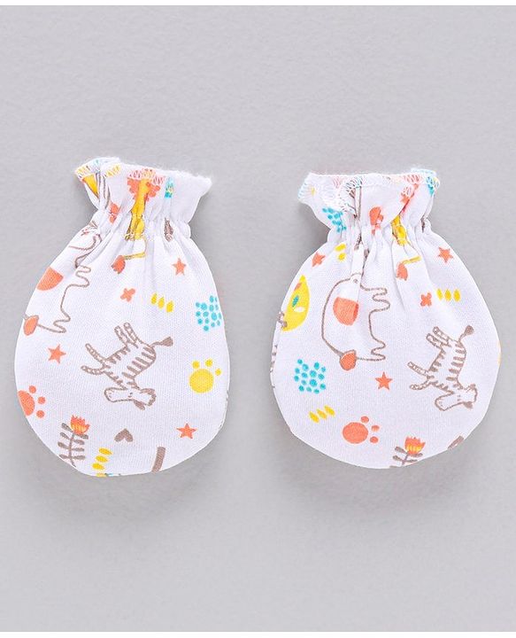 Babyhug 100%Cotton Clothing Gift Set Lion Print Pack of 9 - White Yellow