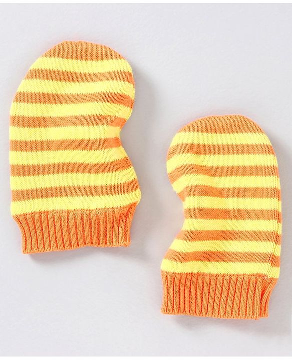 Babyhug Woollen Cap with Muffler and Mittens Yellow - Diameter 11 cm