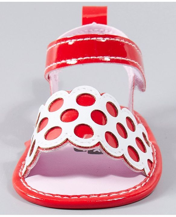 Cute Walk by Babyhug Booties - Pink