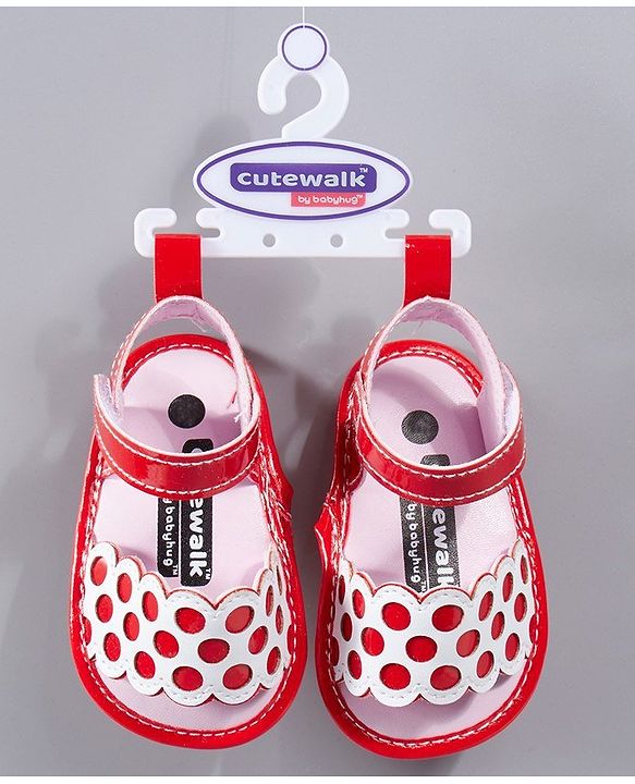Cute Walk by Babyhug Booties - Pink