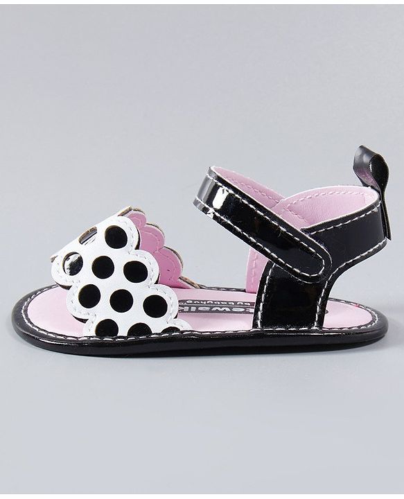 Cute Walk by Babyhug Booties - Pink