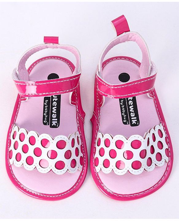 Cute Walk by Babyhug Booties - Pink