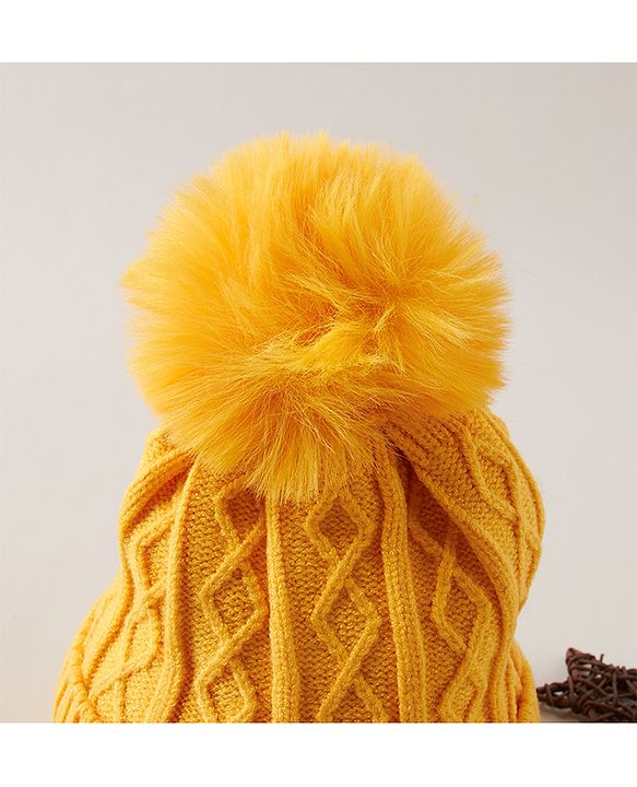 Babyhug Woollen Cap With Pom Pom Yellow - Diameter 10 cm