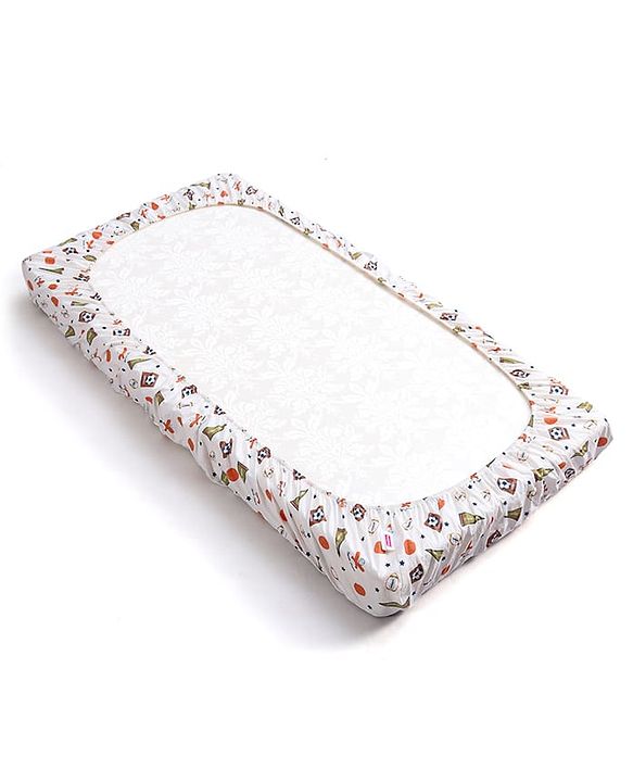 Babyhug Premium 100% Cotton Fitted Crib Sheet Sports Print Regular - White
