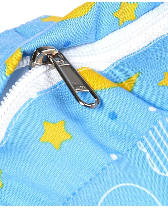 Babyhug 100% Cotton Feeding Pillow with Nursing Cape Moon Print - Blue