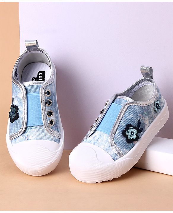 Cute Walk by Babyhug Casual Shoes - Blue