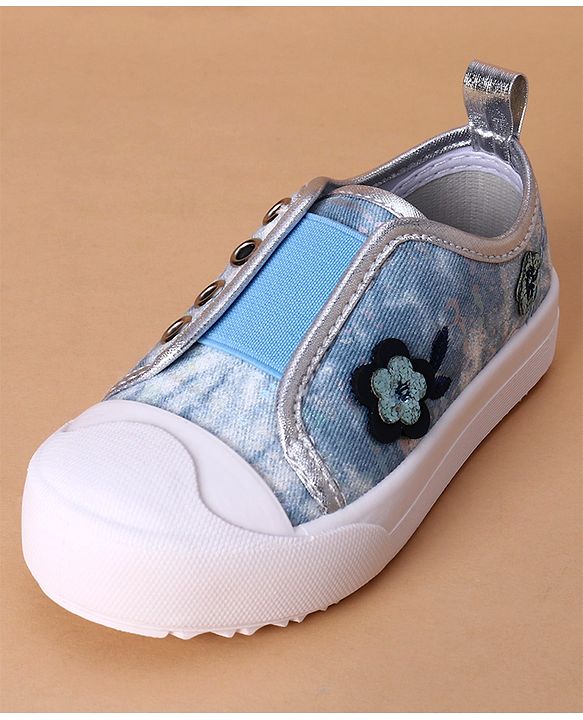Cute Walk by Babyhug Casual Shoes - Blue