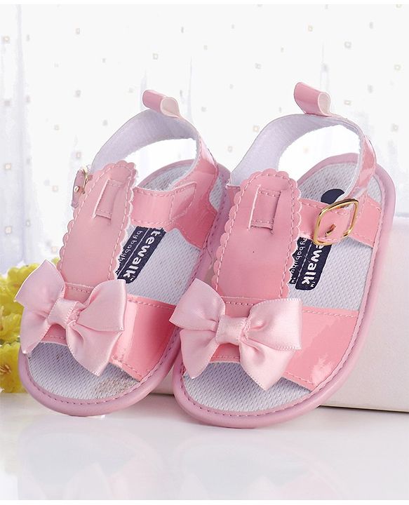 Cute Walk by Babyhug Booties Bow Applique - Pink