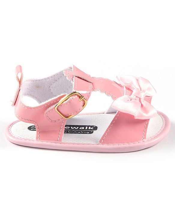 Cute Walk by Babyhug Booties Bow Applique - Pink