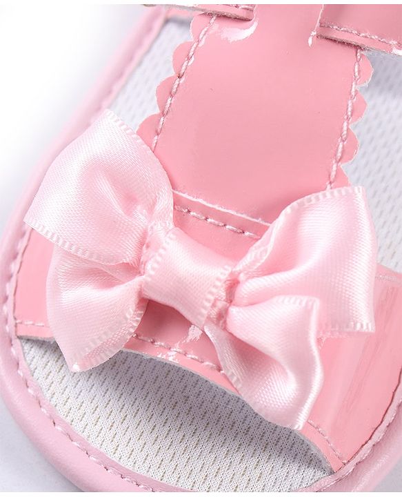 Cute Walk by Babyhug Booties Bow Applique - Pink