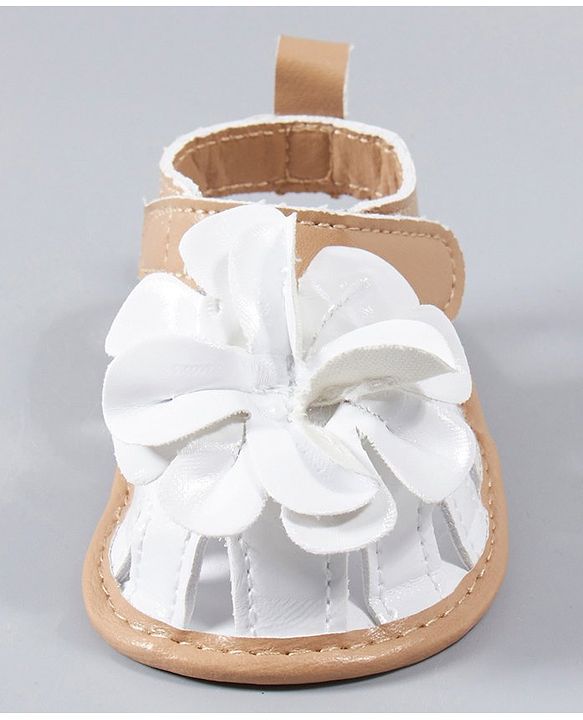 Cute Walk by Babyhug Booties Floral Applique - White Light Brown