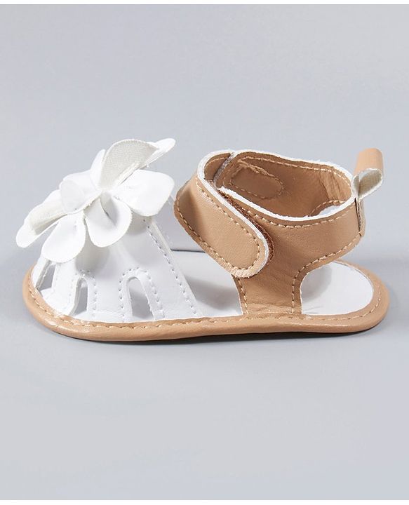 Cute Walk by Babyhug Booties Floral Applique - White Light Brown