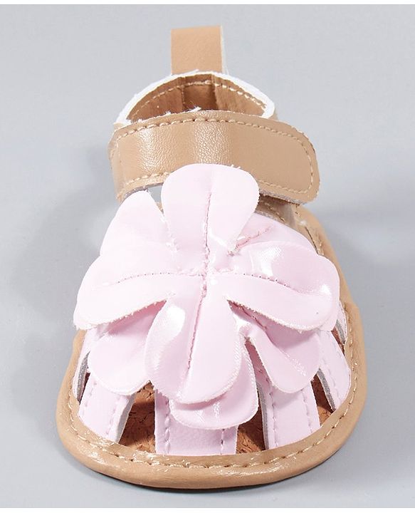 Cute Walk by Babyhug Booties Floral Applique - Light Brown & Pink