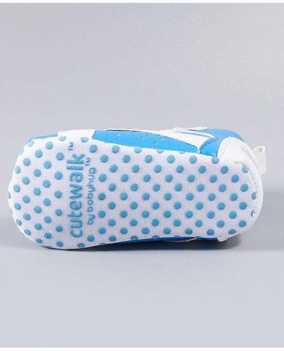Cute Walk by Babyhug Booties - Blue