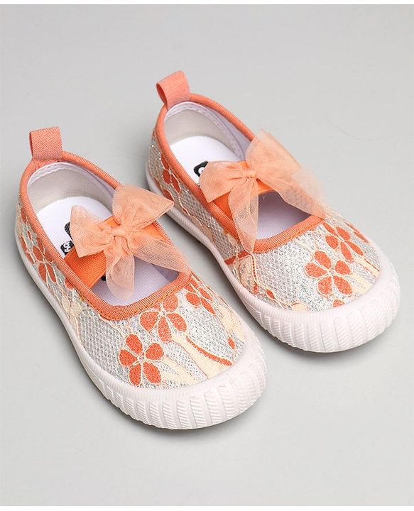 Cute Walk by Babyhug Casual Shoes Floral Embroidered - Orange