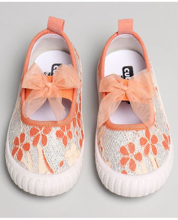 Cute Walk by Babyhug Casual Shoes Floral Embroidered - Orange