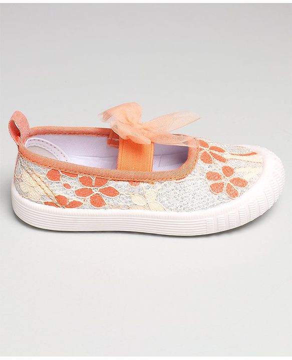 Cute Walk by Babyhug Casual Shoes Floral Embroidered - Orange