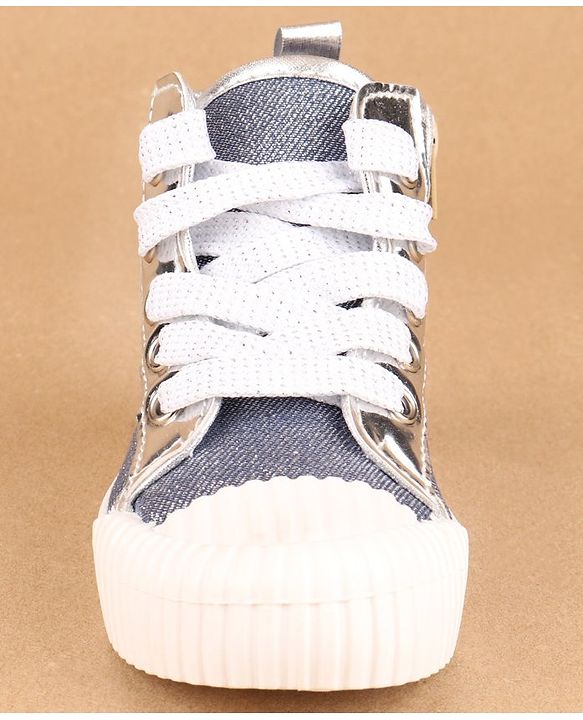 Cute Walk by Babyhug Casual Shoes Heart Embroidered - Blue - EU 26 Blue