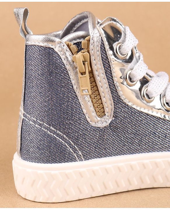 Cute Walk by Babyhug Casual Shoes Heart Embroidered - Blue - EU 26 Blue