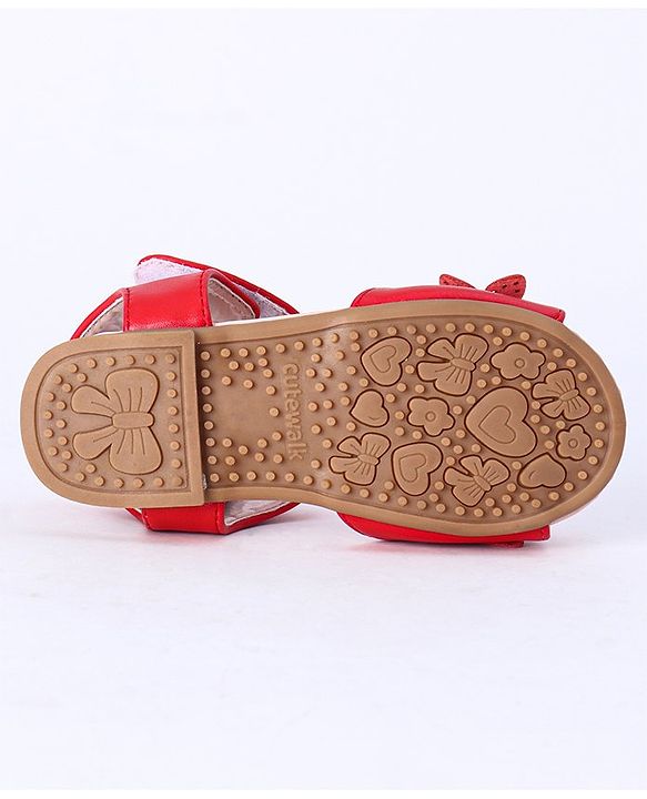 Cute Walk by Babyhug Sandals Floral Appliques - Red