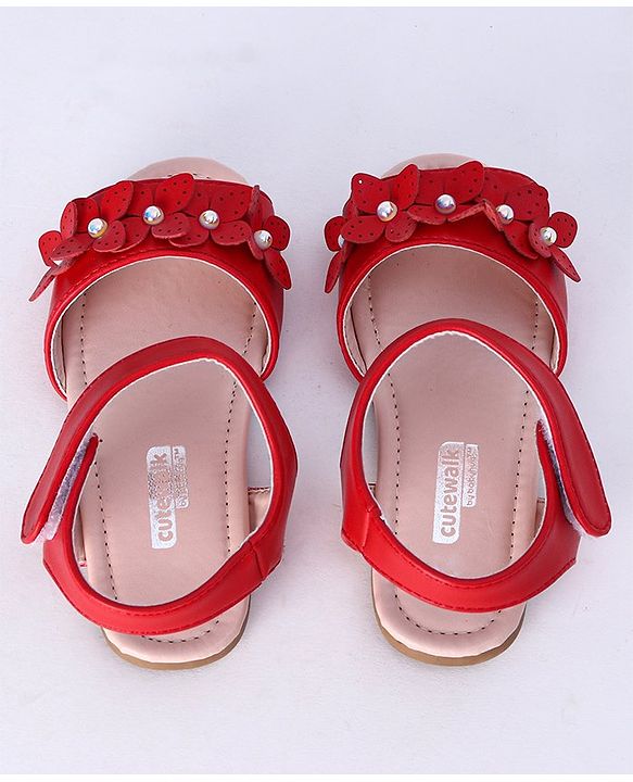 Cute Walk by Babyhug Sandals Floral Appliques - Red