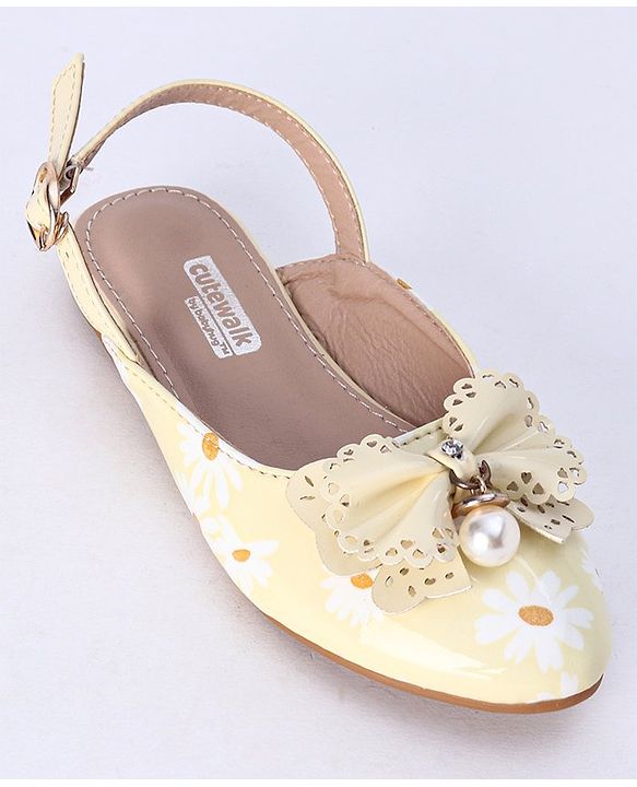 Cute Walk by Babyhug Party Wear Belly Shoes Bow Appliques - Light Yellow