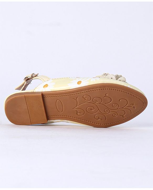 Cute Walk by Babyhug Party Wear Belly Shoes Bow Appliques - Light Yellow