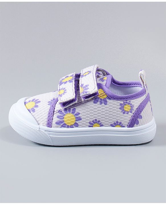 Cute Walk by Babyhug Casual Shoes Floral Print - Purple