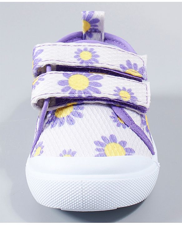 Cute Walk by Babyhug Casual Shoes Floral Print - Purple