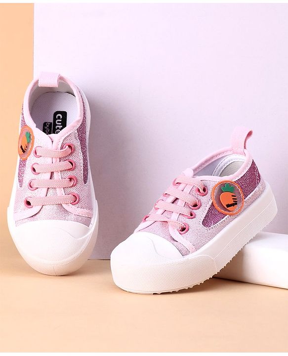 Cute Walk by Babyhug Casual Shoes Carrot Applique - Pink